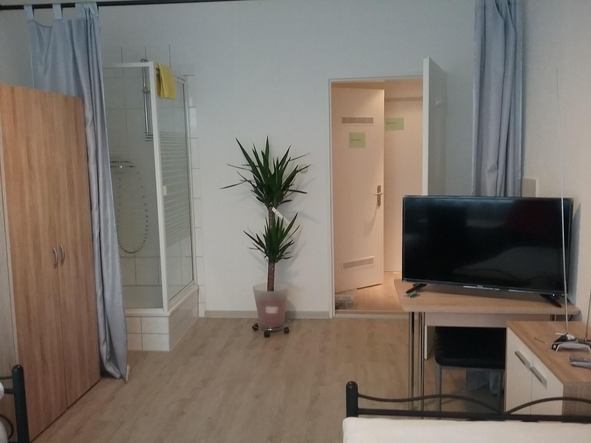 Sultania's Melanchthon Guest house 2*